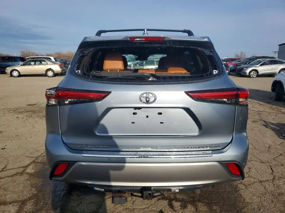 2020 TOYOTA HIGHLANDER PLATINUM  