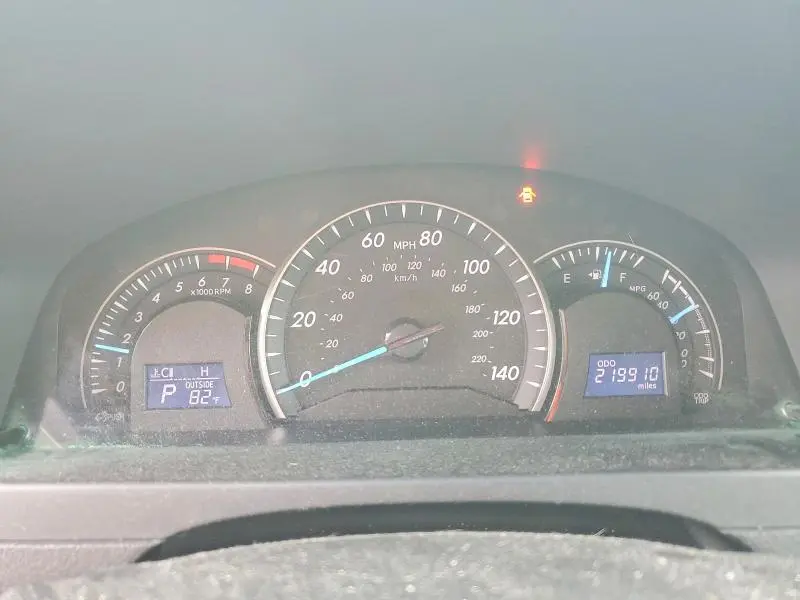 2012 TOYOTA CAMRY LE  