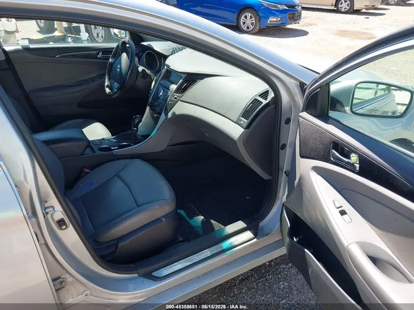 2011 HYUNDAI SONATA LIMITED