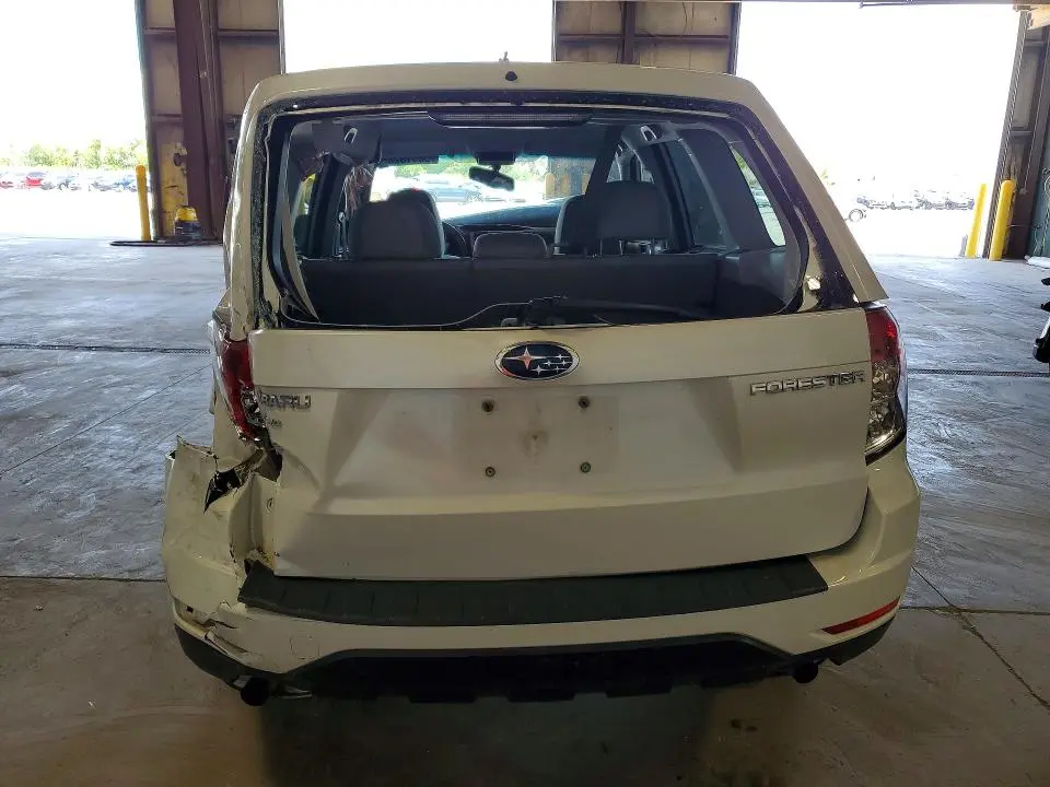 2010 SUBARU FORESTER 2.5X  