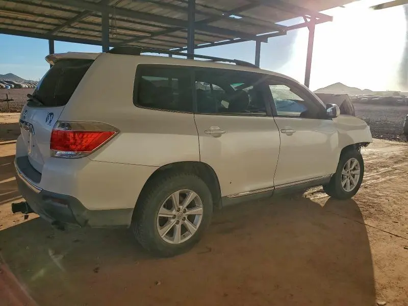 2011 TOYOTA HIGHLANDER BASE  