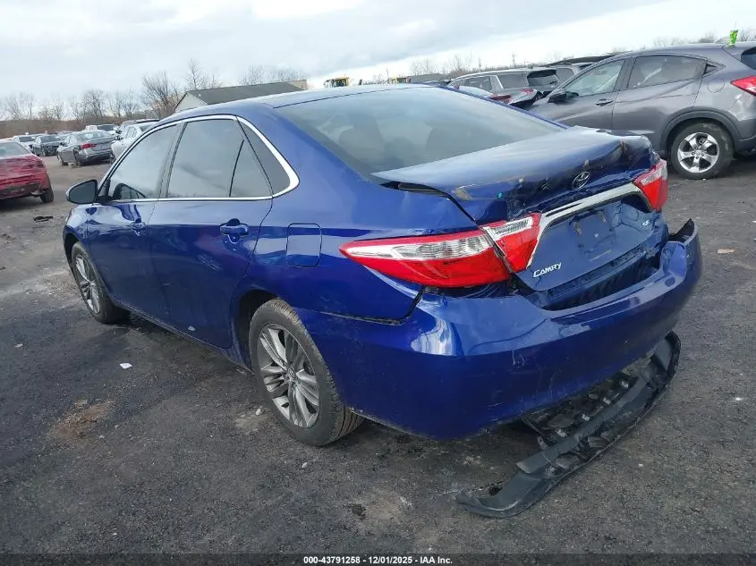 2016 TOYOTA CAMRY SE