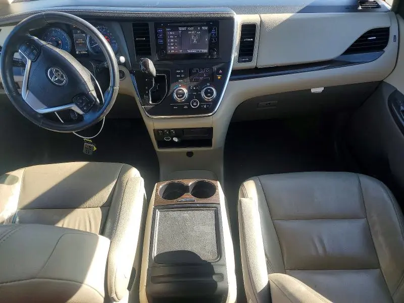 2017 TOYOTA SIENNA XLE 7-PASSENGER  