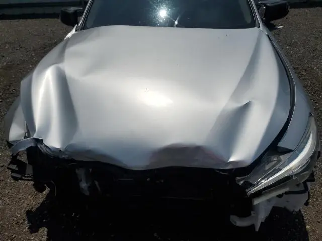 2019 INFINITI Q50 LUXE  