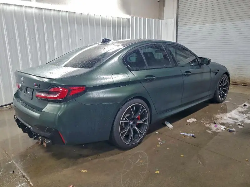 2023 BMW M5   