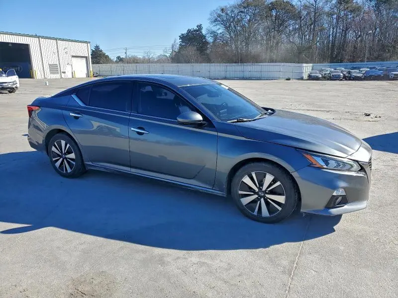 2019 NISSAN ALTIMA SL  