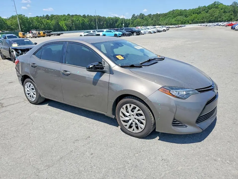 2017 TOYOTA COROLLA LE  