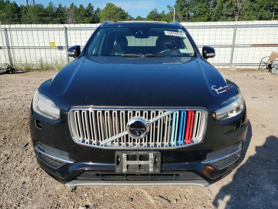 2016 VOLVO XC90 T6  