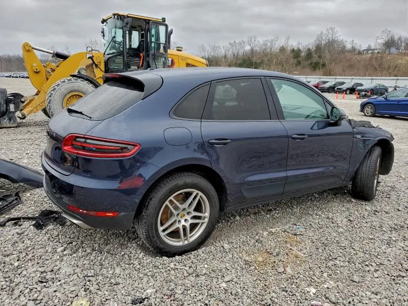 2018 PORSCHE MACAN   