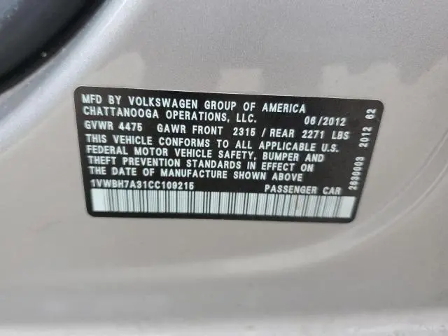 2012 VOLKSWAGEN PASSAT SE