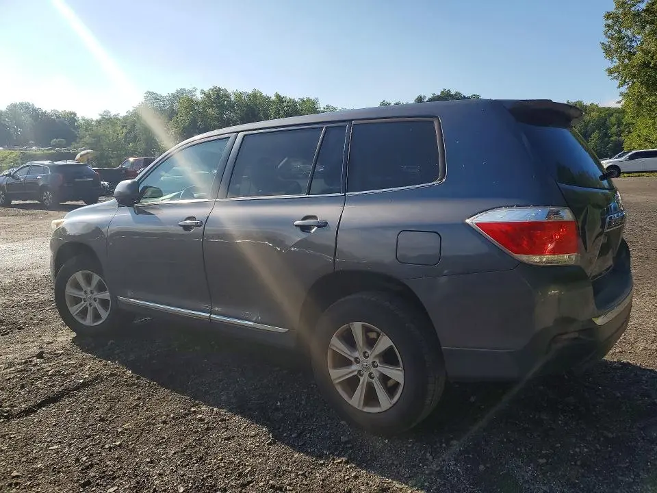 2012 TOYOTA HIGHLANDER BASE  