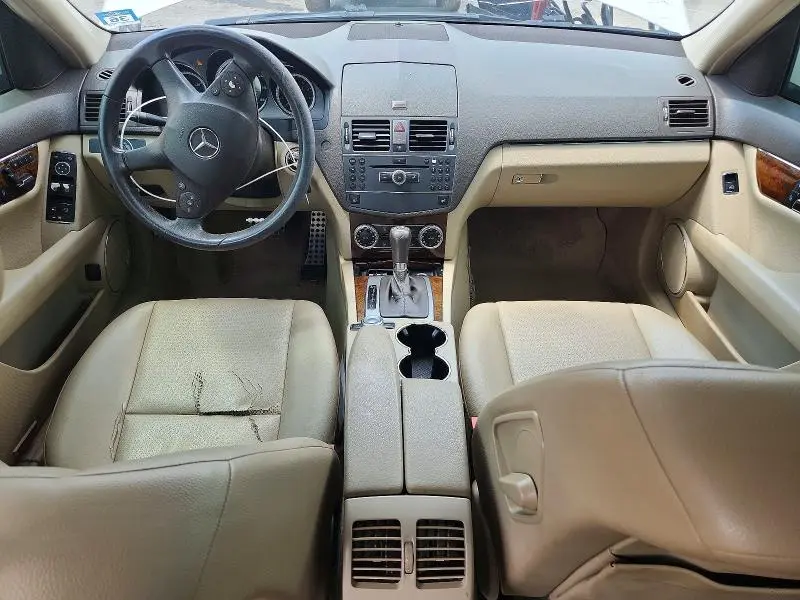 2010 MERCEDES-BENZ C 300  