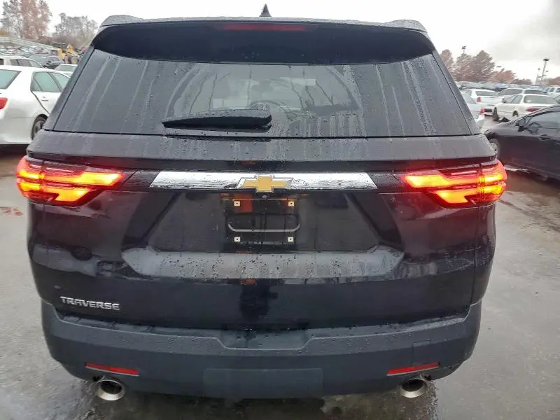 2022 CHEVROLET TRAVERSE LS  
