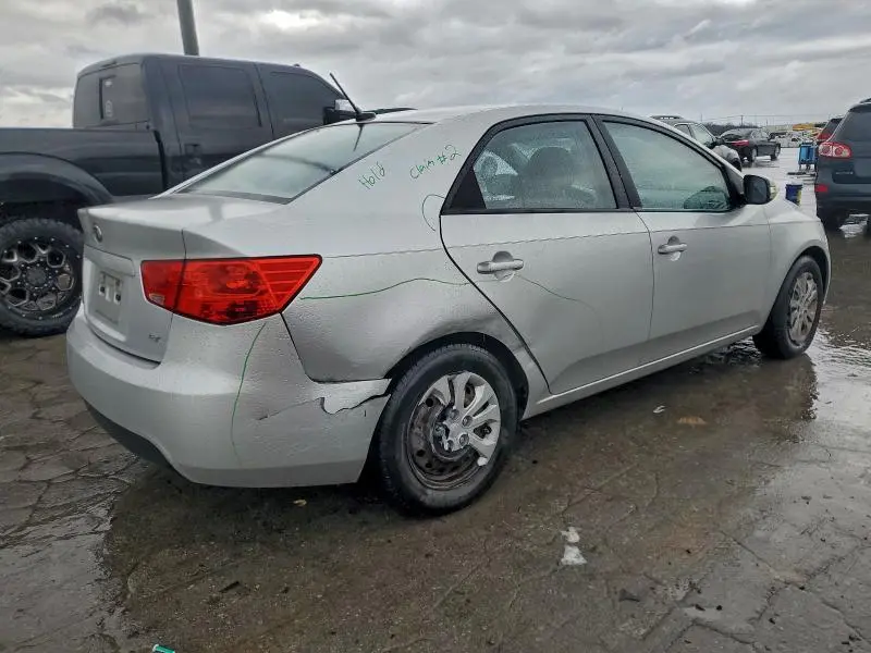 2010 KIA FORTE EX  