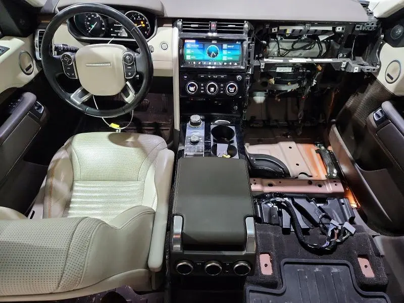 2017 LAND ROVER DISCOVERY HSE  