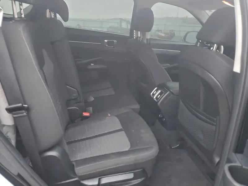 2021 KIA SORENTO LX  