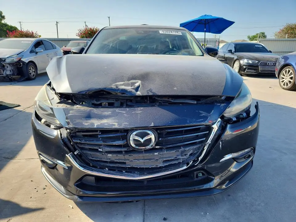 2018 MAZDA 3 GRAND TOURING  