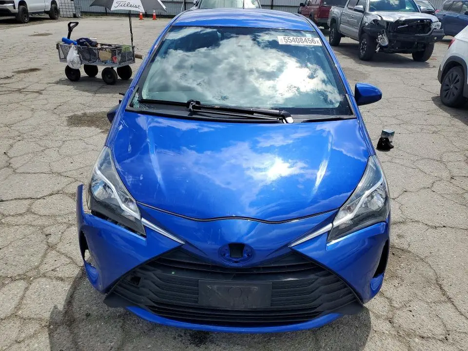 2018 TOYOTA YARIS 5-DOOR LE  
