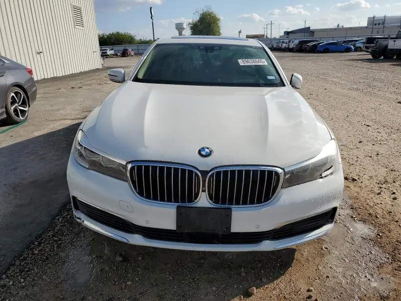 2019 BMW 740 I  