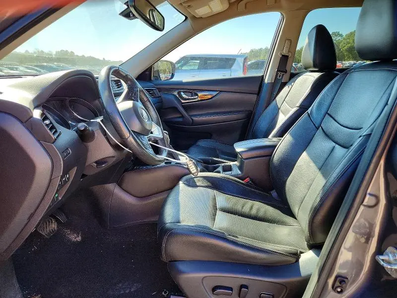 2019 NISSAN ROGUE S  