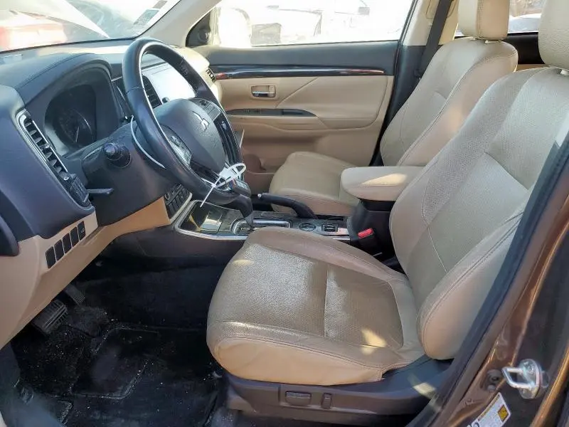 2018 MITSUBISHI OUTLANDER SE  