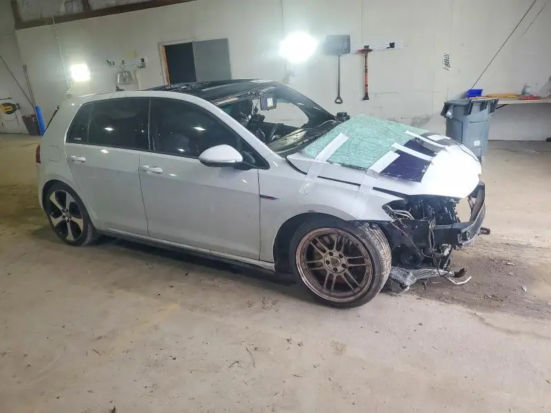 2016 VOLKSWAGEN GTI S/SE  