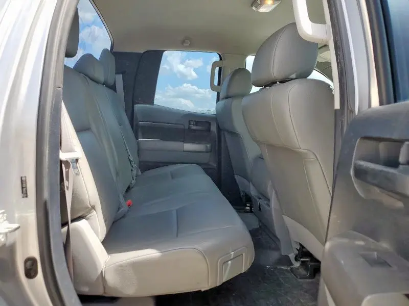 2010 TOYOTA TUNDRA DOUBLE CAB SR5  
