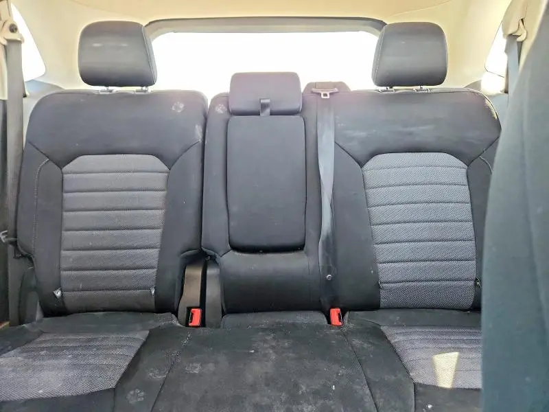 2022 FORD EDGE SE  