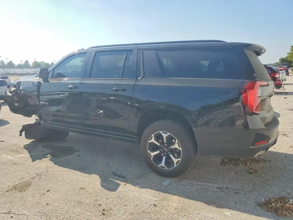 2025 GMC YUKON XL AT4  
