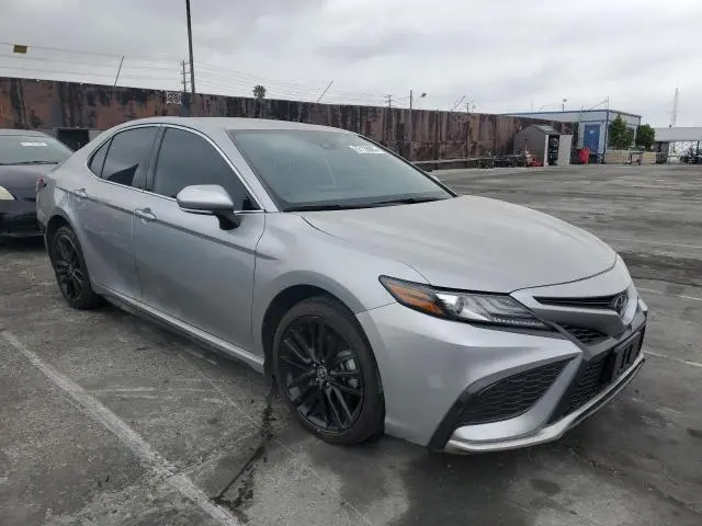 2021 TOYOTA CAMRY XSE  