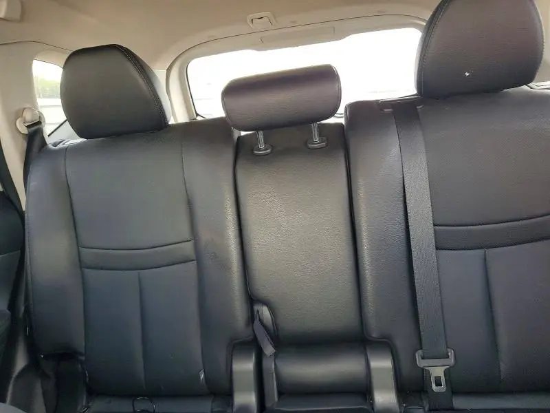 2016 NISSAN ROGUE SL  