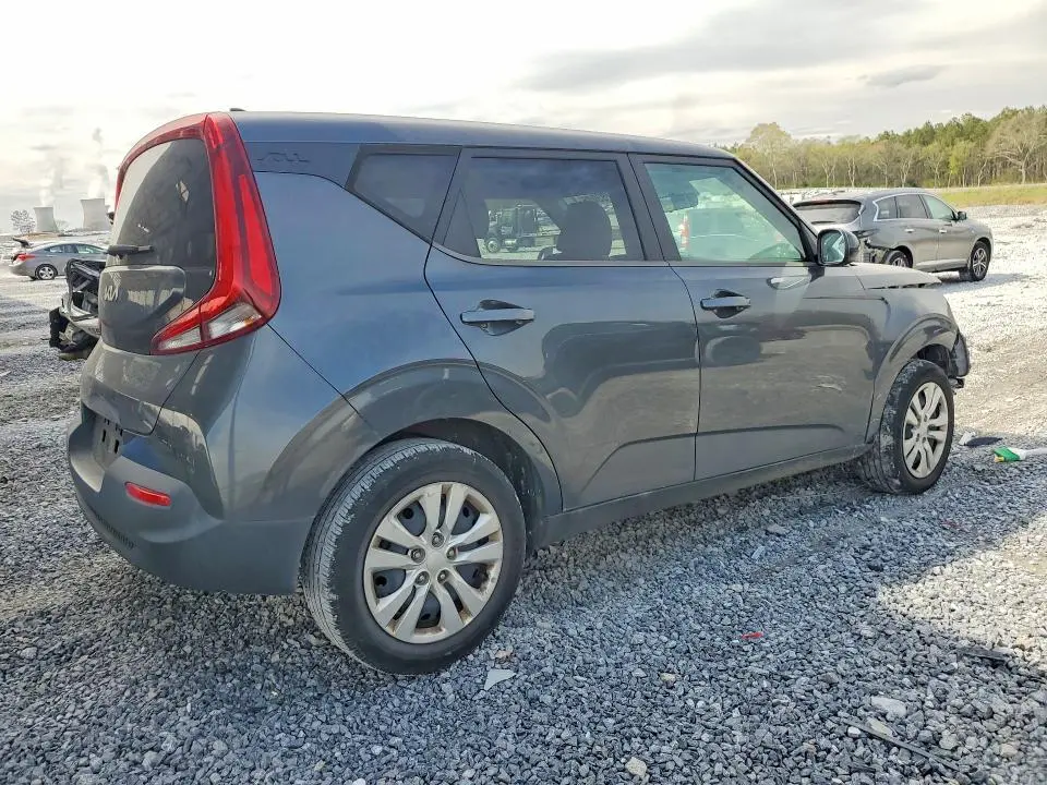2022 KIA SOUL LX  