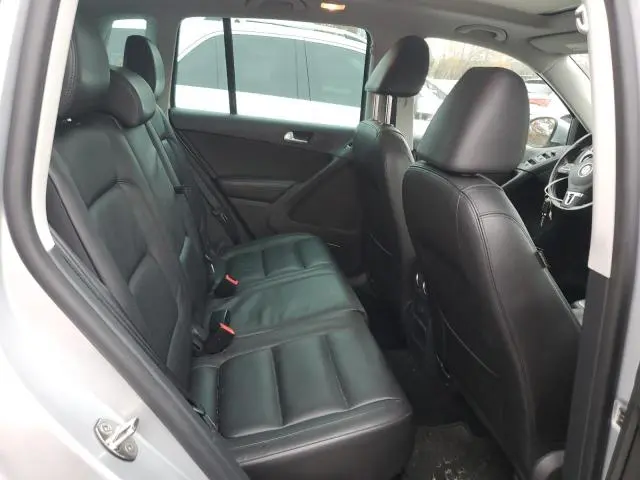 2016 VOLKSWAGEN TIGUAN S