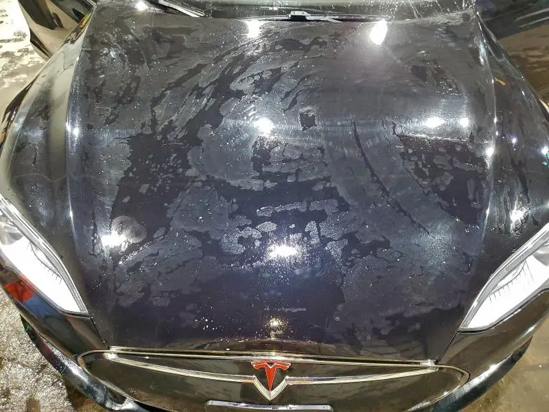 2015 TESLA MODEL S 85D  