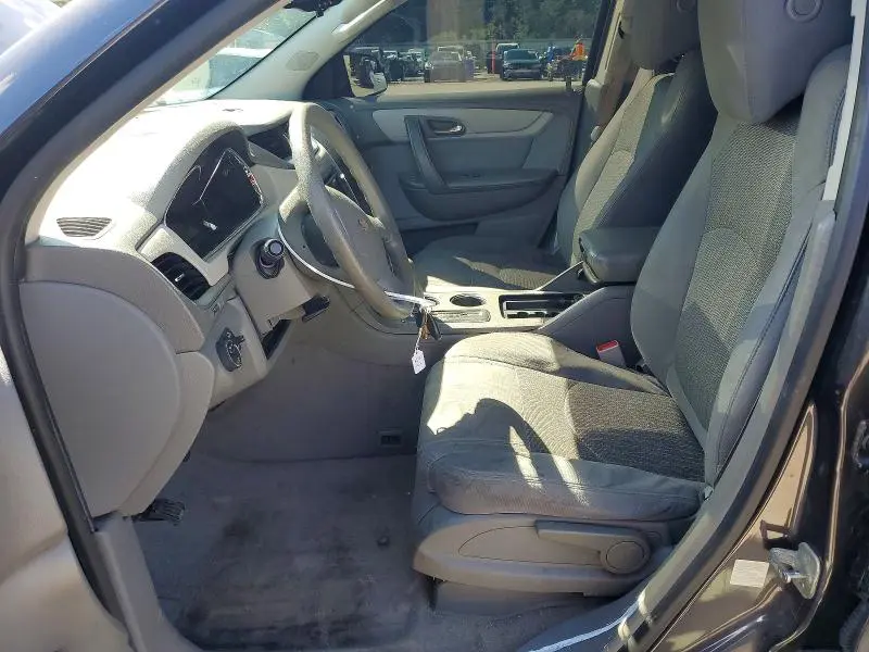 2014 CHEVROLET TRAVERSE LS  
