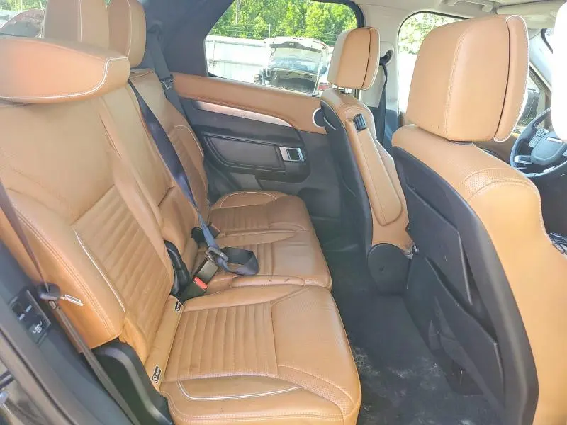 2017 LAND ROVER DISCOVERY FIRST EDITION  