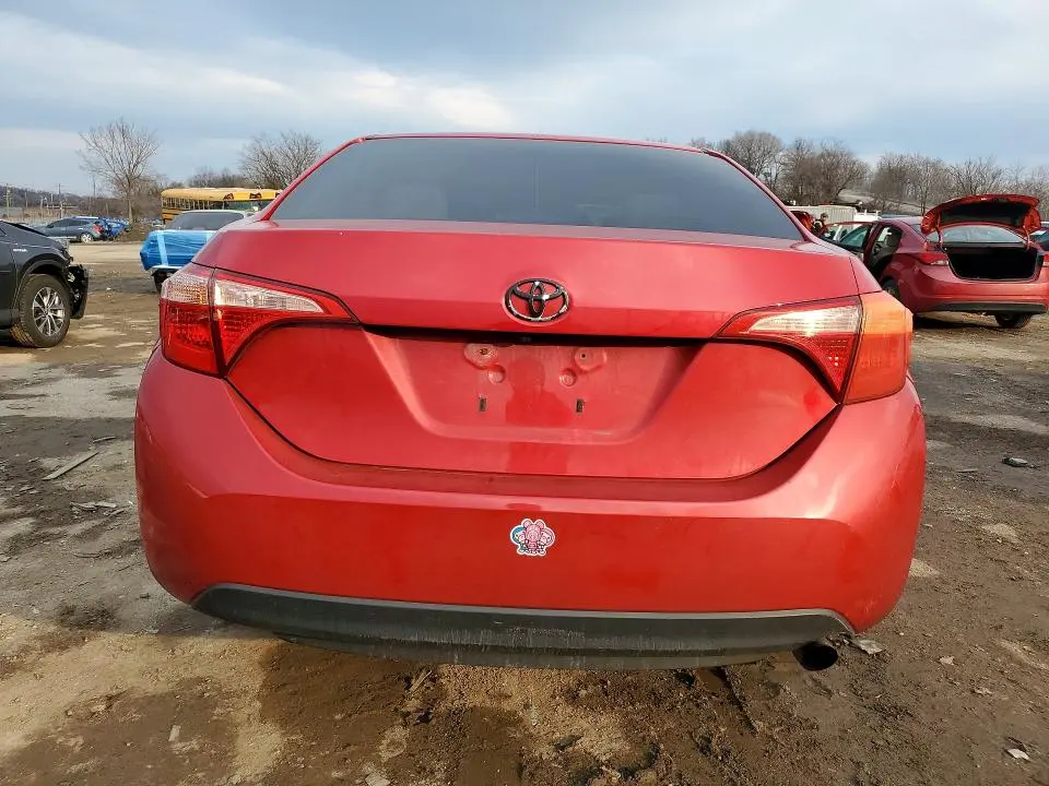2019 TOYOTA COROLLA LE  