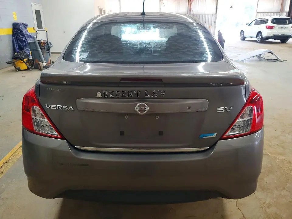2015 NISSAN VERSA 1.6 SV  