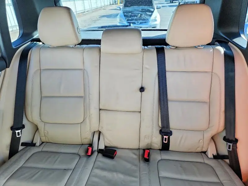 2014 VOLKSWAGEN TIGUAN S  