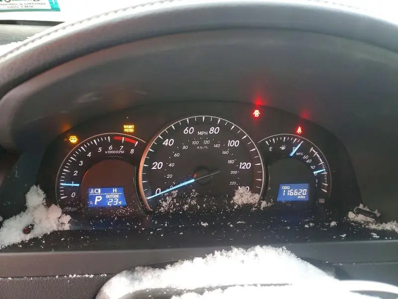 2012 TOYOTA CAMRY BASE  