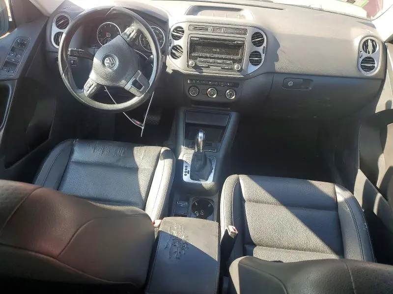 2014 VOLKSWAGEN TIGUAN S  
