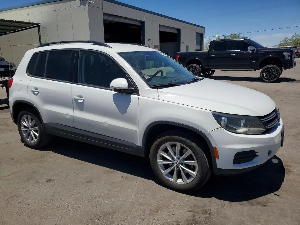 2017 VOLKSWAGEN TIGUAN S  