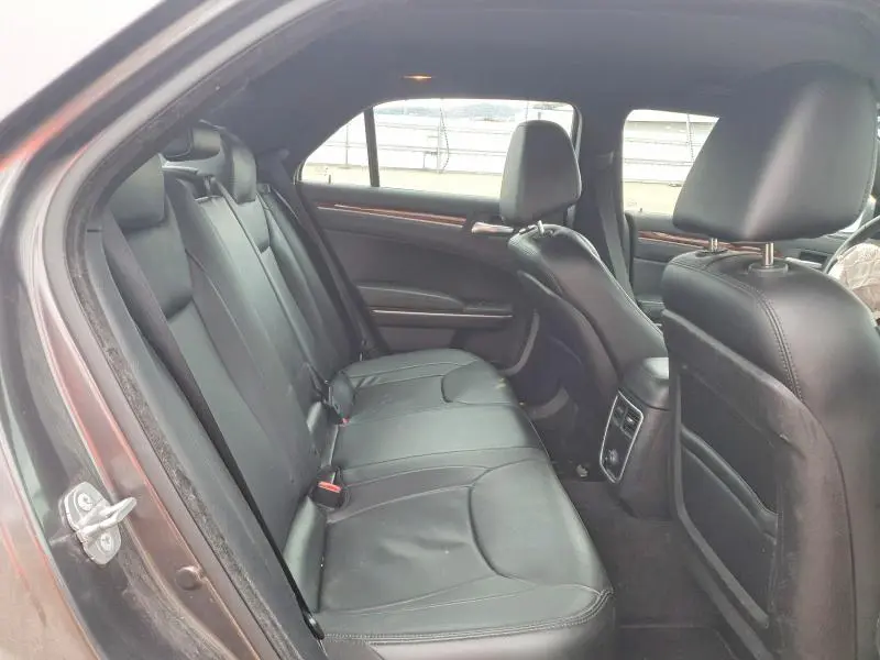 2014 CHRYSLER 300   