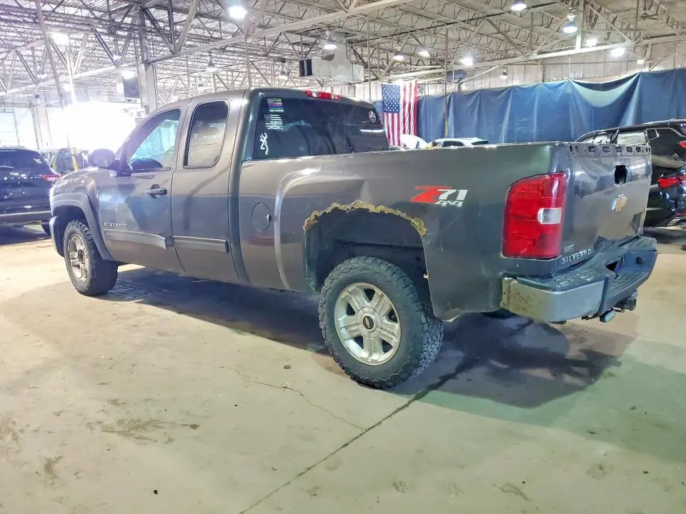 2010 CHEVROLET SILVERADO K1500 LT  