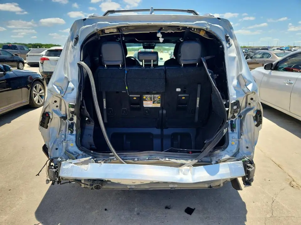 2025 TOYOTA SIENNA PLATINUM 7-PASSENGER  
