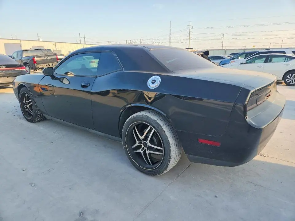 2012 DODGE CHALLENGER SXT  