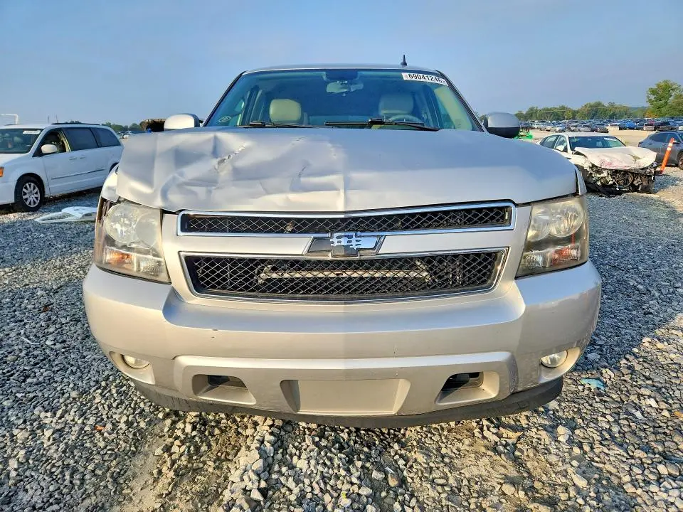 2011 CHEVROLET SUBURBAN C1500 LT  