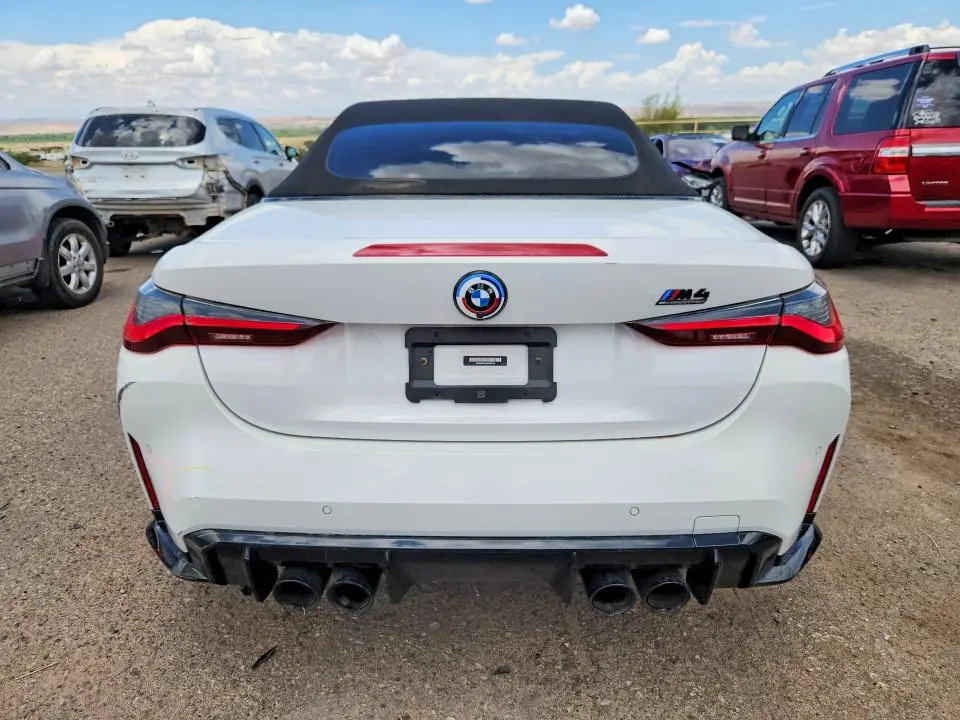 2022 BMW M4 COMPETITION  