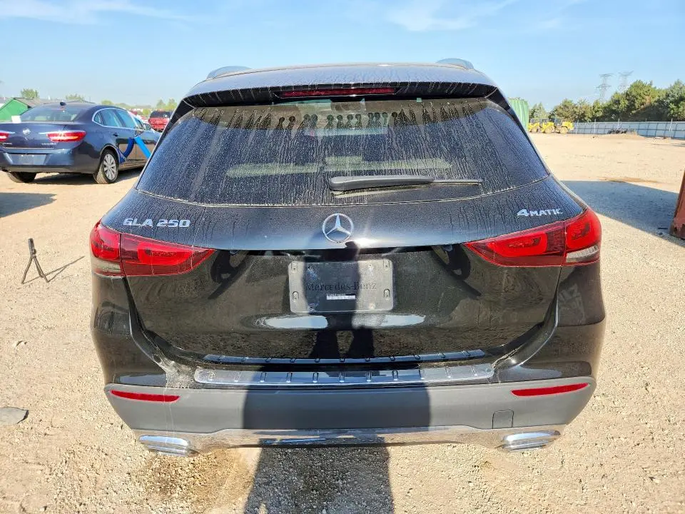2022 MERCEDES-BENZ GLA 250 4MATIC  