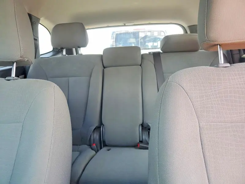2010 HYUNDAI SANTA FE GLS  